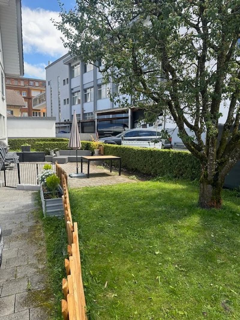 Vermiete grosse 4,5 Zimmer Wohnung mit Gartensitzplatz (5)