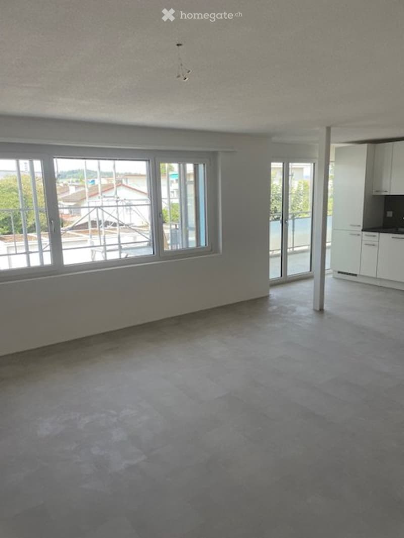 Erstvermietung neue Wohnung mit Balkon (2)
