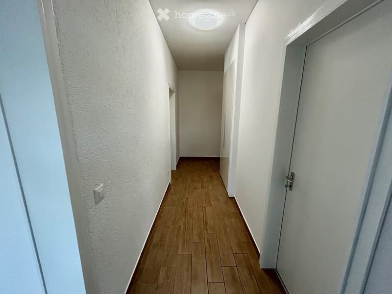 Cercasi subentrante 2.5 locali moderno a Chiasso (4)