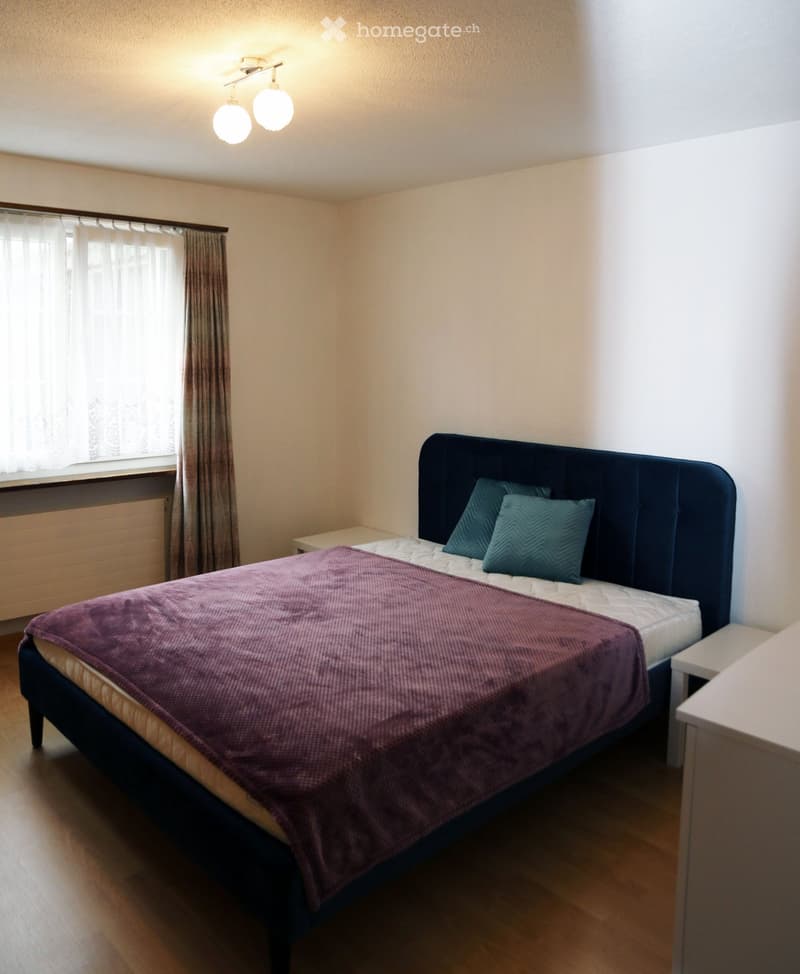 Zu vermieten: Schöne, helle 2.5-Zi.-Wohnung in Lain (4)