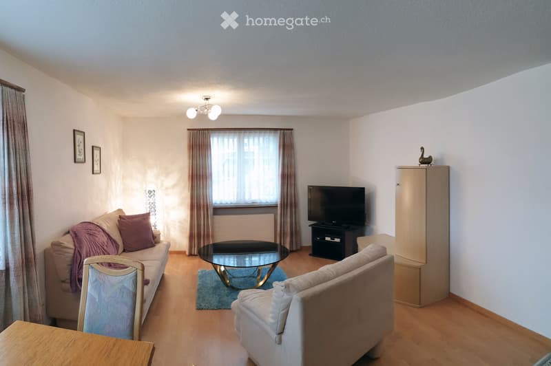 Zu vermieten: Schöne, helle 2.5-Zi.-Wohnung in Lain (3)