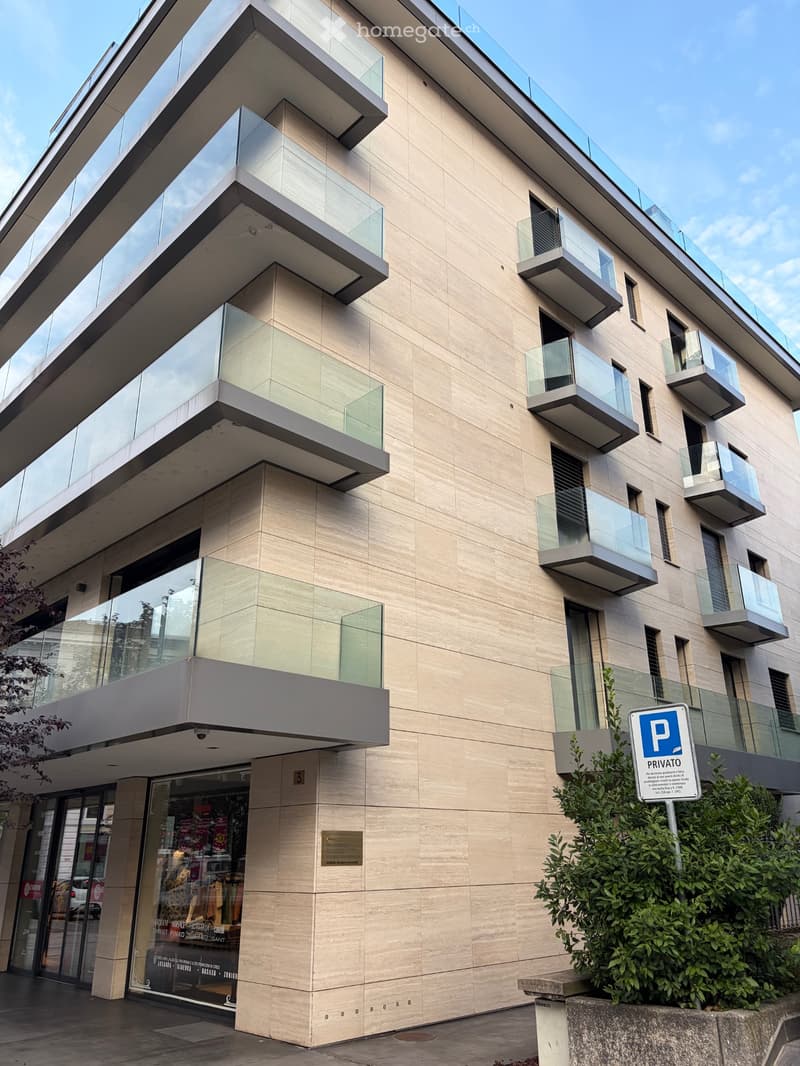 Camera con balcone privato in appartamento 3 persone (5)
