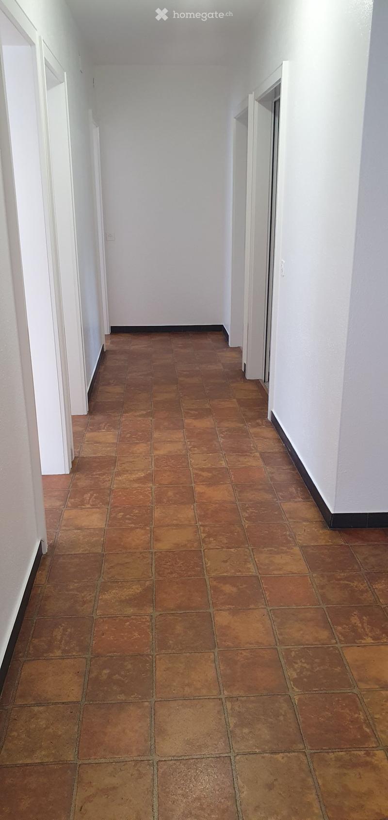 4.5 Zimmer, EG 92 m², Hauptstrasse 22 in Oltingen (2)