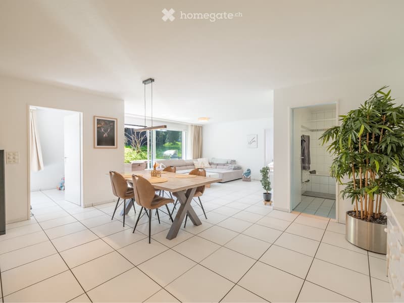 Helle 3.5-Zimmer-Gartenwohnung in ruhigem Quartier in Cham (2)
