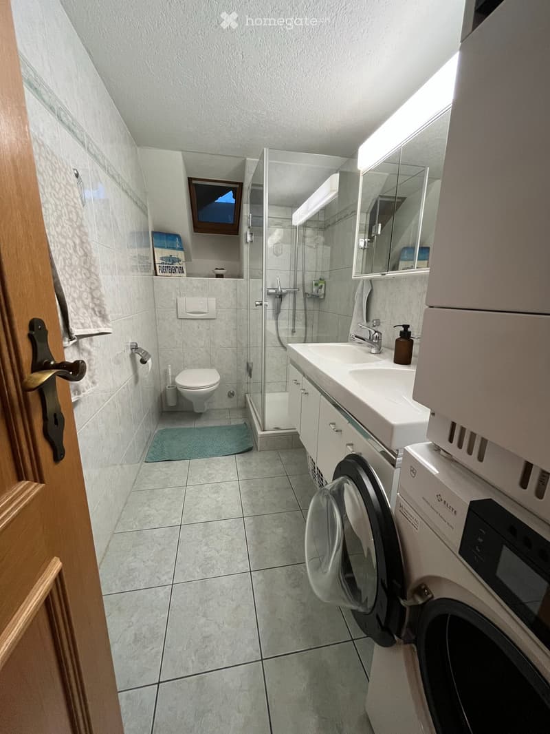 5,5 Zimmer Wohnung mit See- & Bergblick in Merlischachen (3)