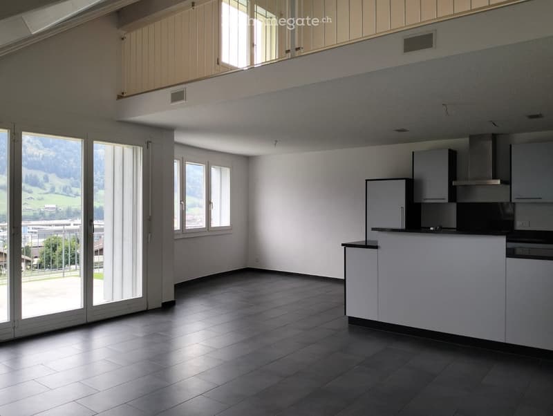 Neu renovierte 5½-Zimmer-Dachwohnung mit Galerie und Balkon (5)