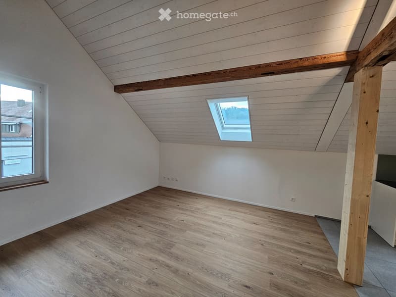 Charmante 2.5-Zimmer-Dachwohnung in Belp (5)