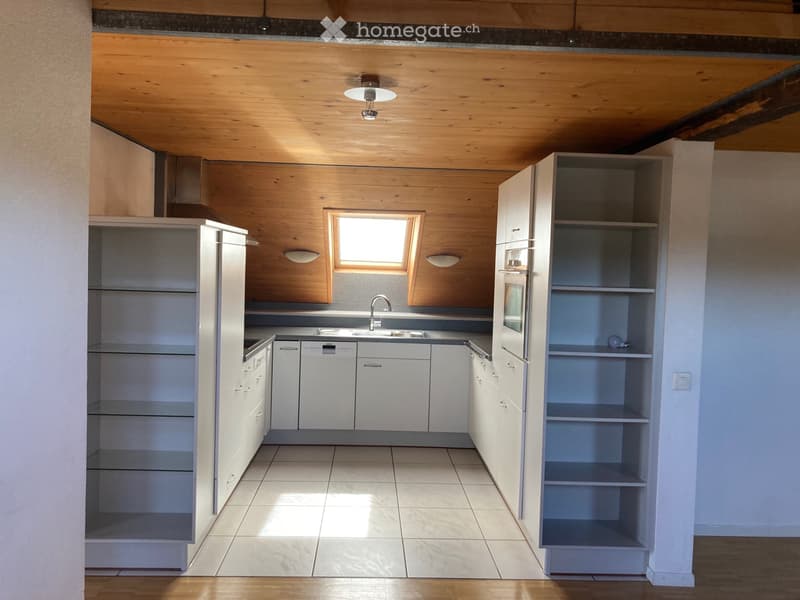 Spezielle Dachwohnung in Uttigen (bei Thun) (3)