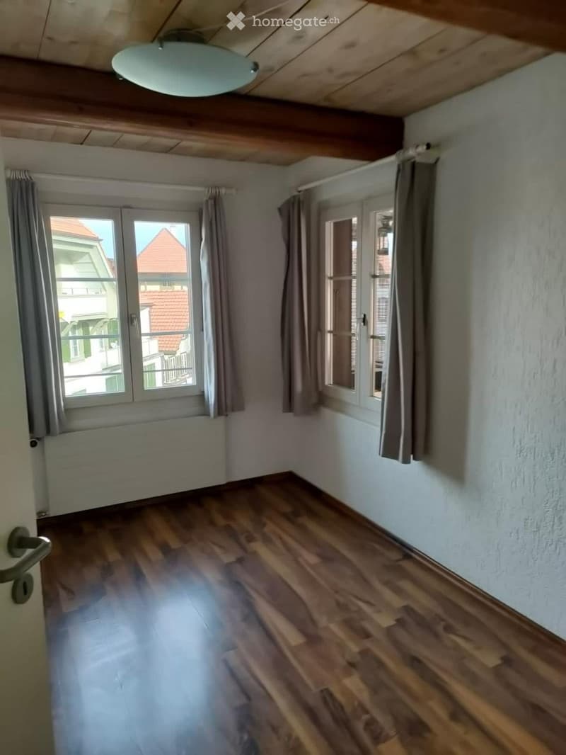 4,5 Zimmer Dachwohnung, 1750.- inkl. NK (3)