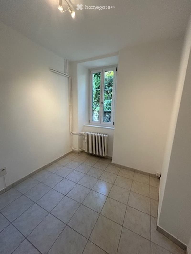 Muralto 3,5 locali rinnovato in casa storica del XVII secolo (7)