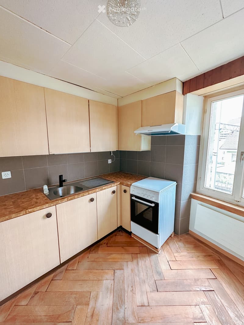 Renoviert, hell, zentral: 2-Zimmer-Wohnung ab 01.09. frei (4)
