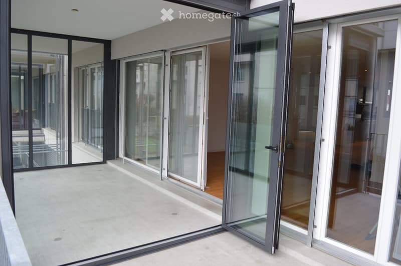 Traumoase: grosse 3.5-Zimmer-Wohnung mit Wintergarten (3)