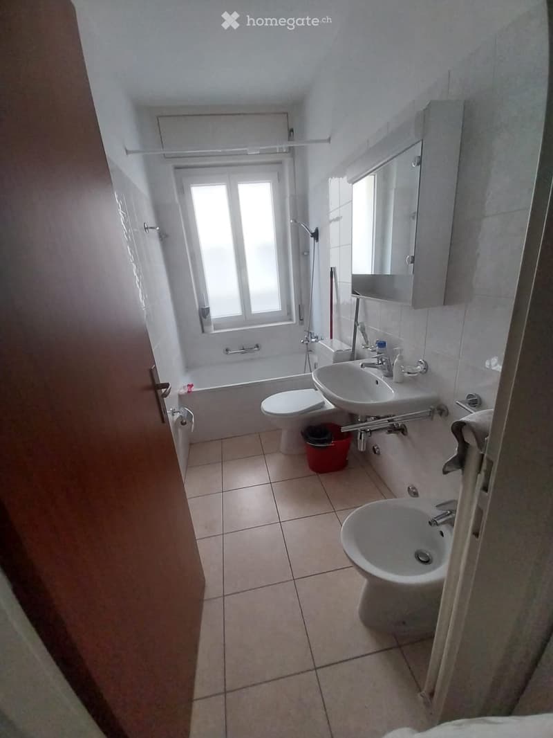 Centrale appartamento con parcheggio privato (4)