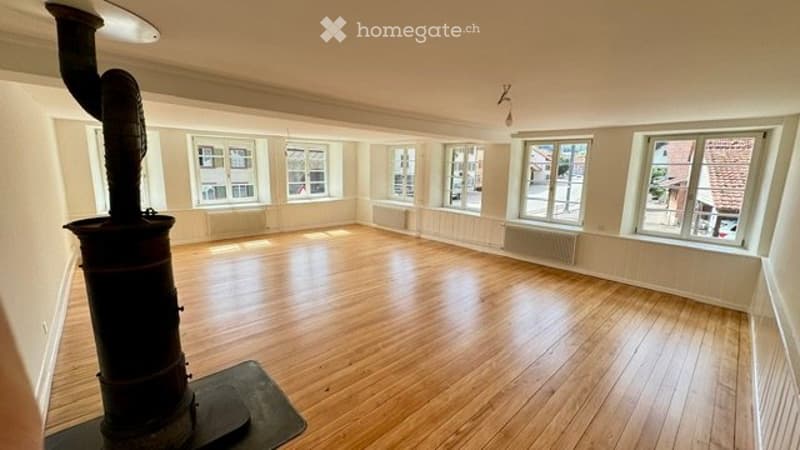 Renoviertes 6.5 Zimmer Haus in Hölstein BL zu vermieten (1)