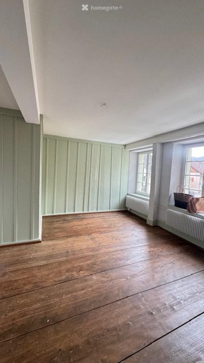Renoviertes 6.5 Zimmer Haus in Hölstein BL zu vermieten (5)