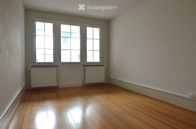 3-Zimmer-Wohnung mit Balkon 2 Minuten zum Bahnhof Lyss (5)