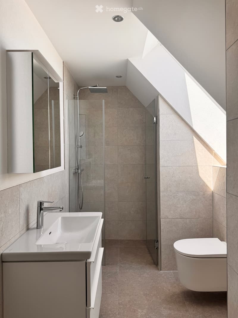3.5 Zimmer Wohnung zu Vermieten (2)