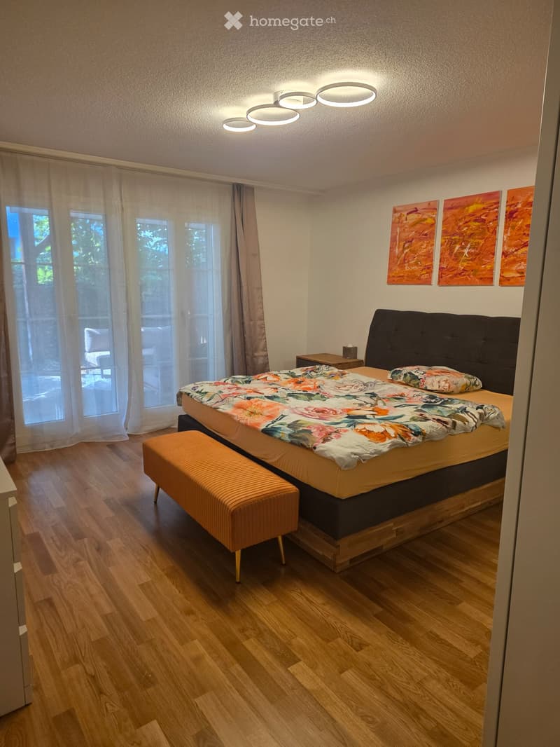 Schöne 2.5 Zimmer Wohnung (3)