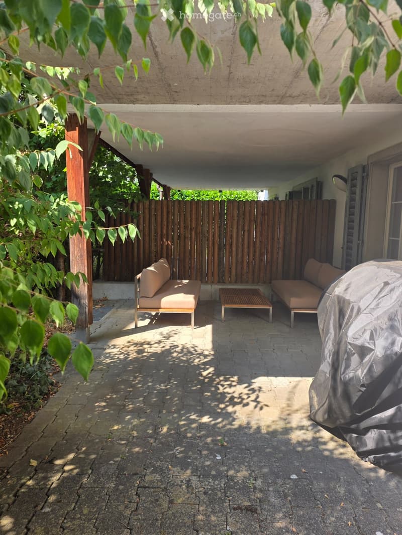 Schöne 2.5 Zimmer Wohnung (5)