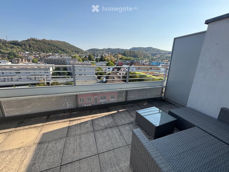 Möbliertes WG-Zimmer mit Balkon in Pratteln (2)