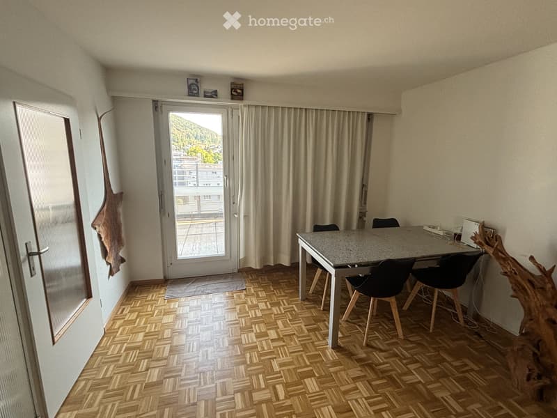 Möbliertes WG-Zimmer mit Balkon in Pratteln (3)