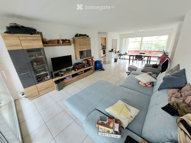 Cercasi subentrante appartemento 4,5 locali, 120m² dal 1.9 (1)
