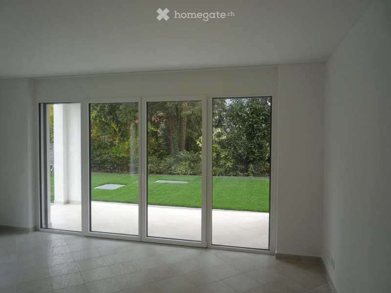 BREGANZONA SPLENDIDO E LUMINOSO 3.5 CON TERRAZZO E GIARDINO (4)