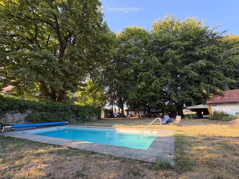 Chambre de caractère-  40 m²- sdb. privée dans un Château (3)