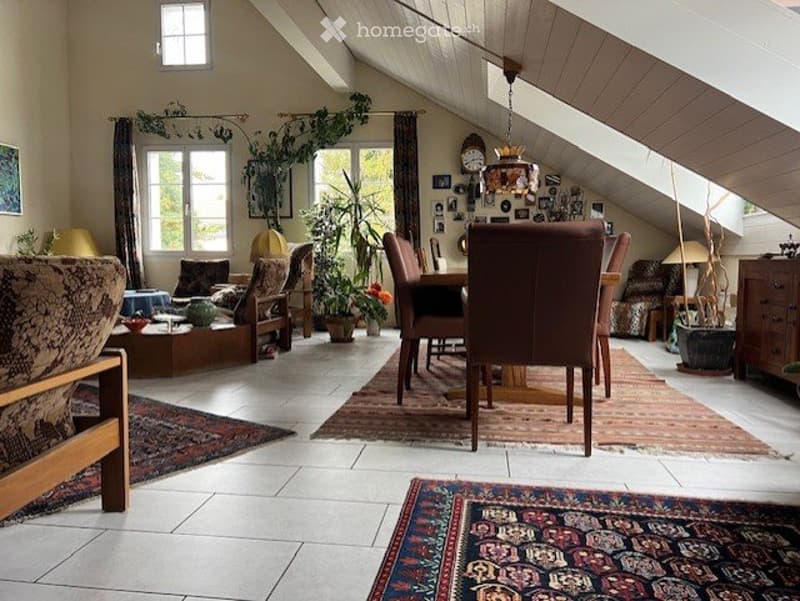 Möbliertes Zimmer mit grossem Bad (3)