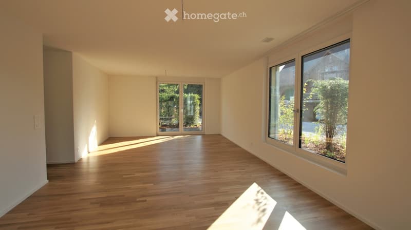 Wunderschöne 3,5 Zi. EG Wohnung mit großer Terrasse (2)