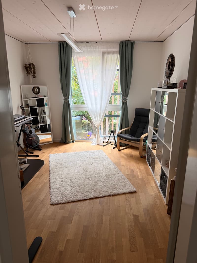 Charmante 3.5-Zimmer Wohnung zu vermieten (2)