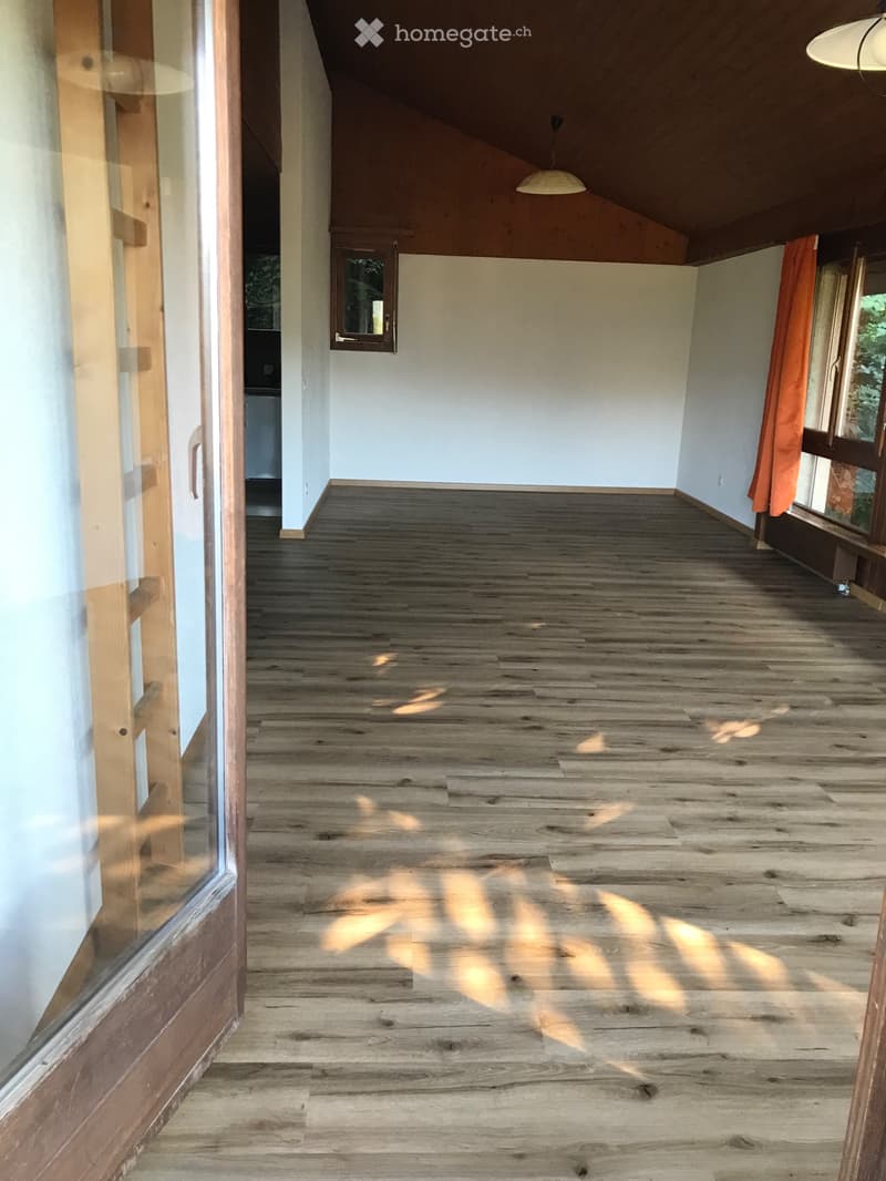 Studio zu vermieten mit schöner Aussicht. (3)