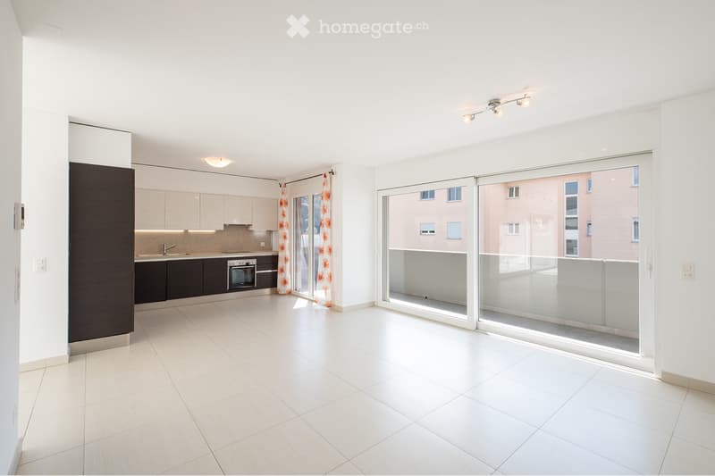 Esclusivo Attico di 4.5 Locali con Ampia Terrazza Panoramica (1)