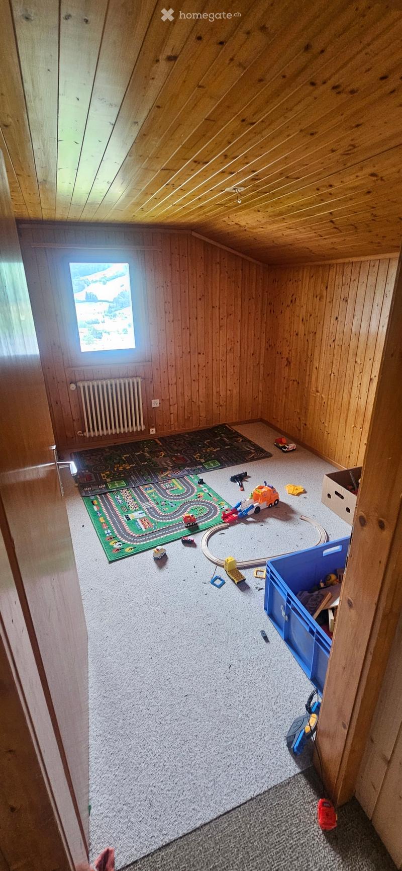 Mitbewohner/in gesucht: 3 leere Zimmer in grossem WG-Haus (5)
