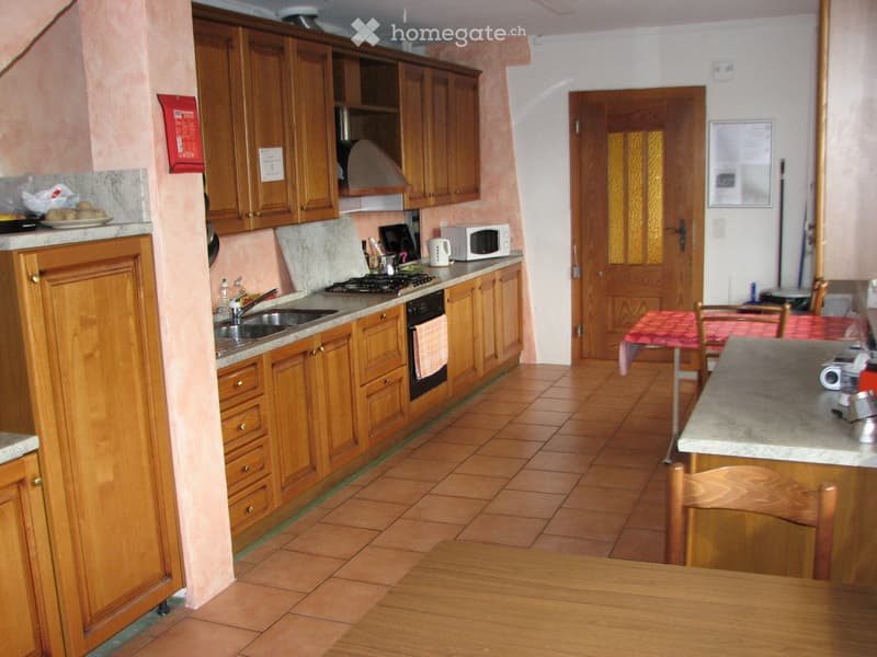 Savosa-Lugano camera ammobiliata. (4)