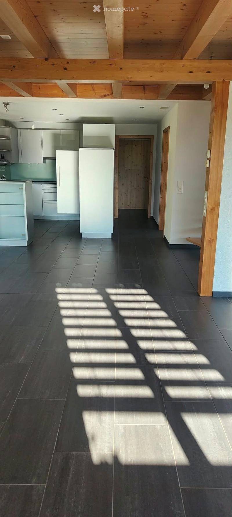 4.5 Zimmer Wohnung zu vermieten. (2)