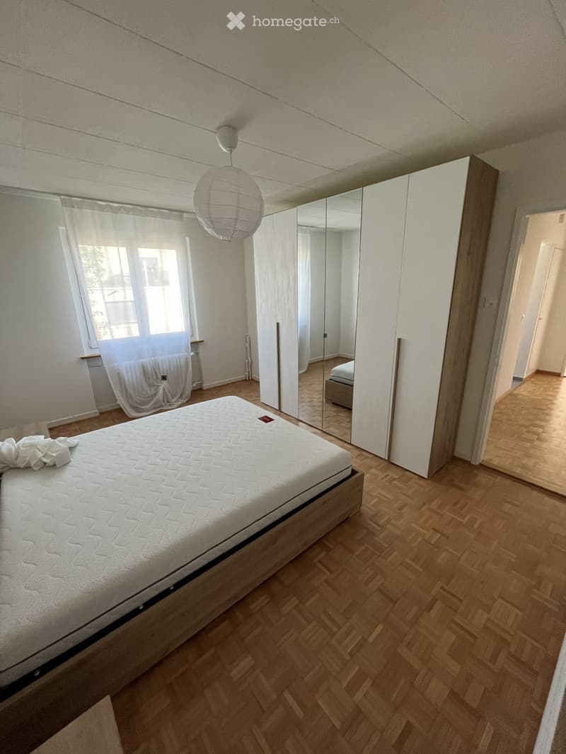 Möblierte 2.5Zi-Wohnung 6min zu Fuss zum Bhf Oerlikon SOFORT (4)