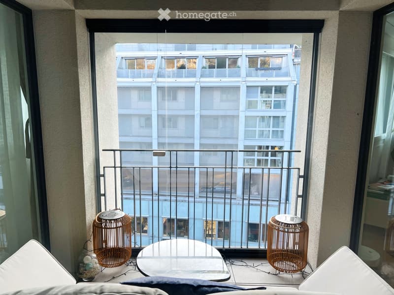 Möbelierte Wohnung mit Balkon und Ausstattung Zentral (3)