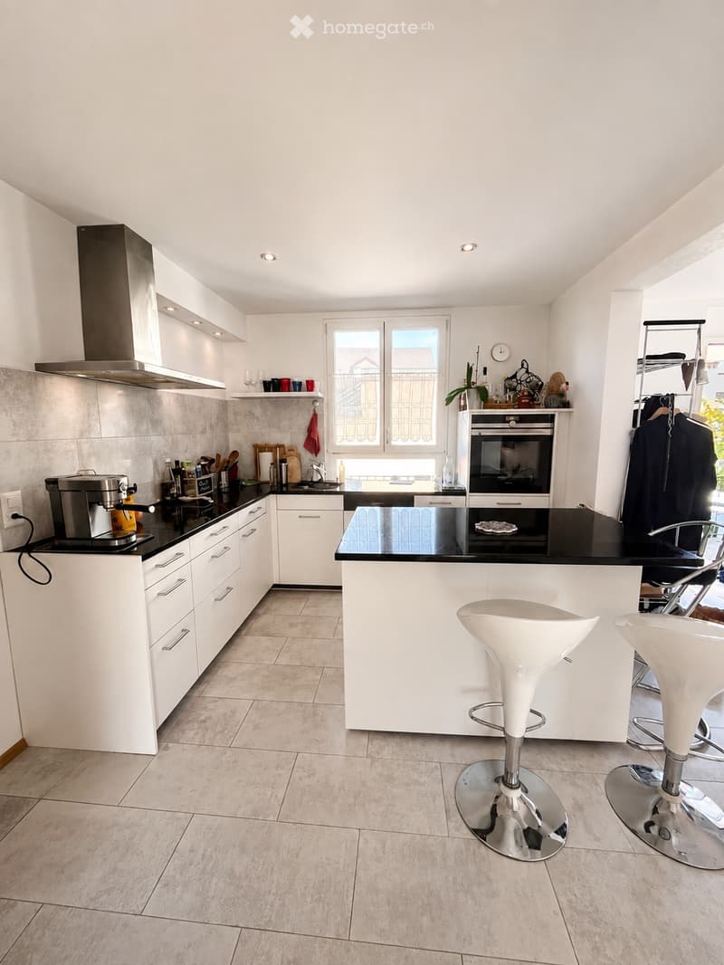 Moderne 3.5-Zimmerwohnung im EG mit Terrasse & Garten (1)