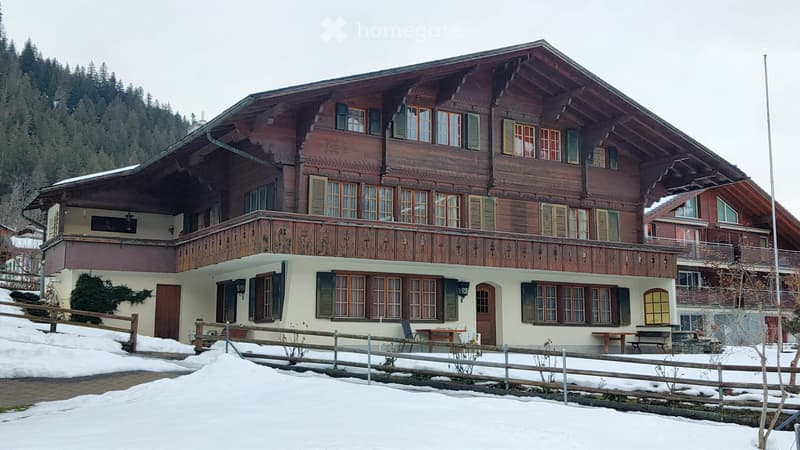 Heimelige möblierte 3½-Zimmer-Wohnung in Zweisimmen (1)
