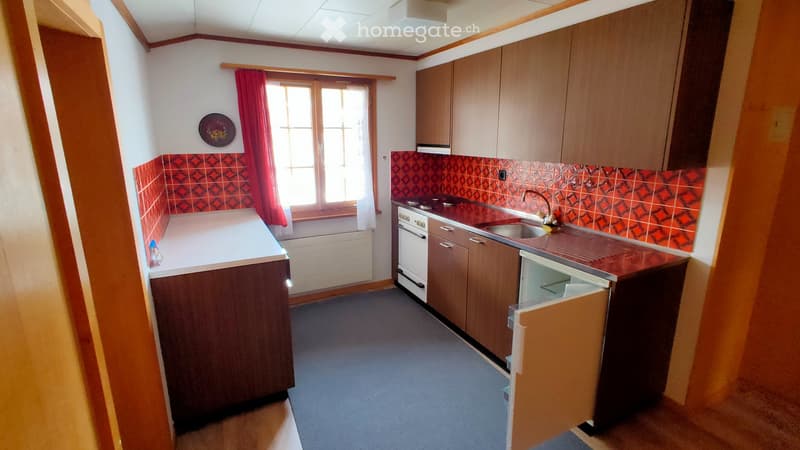 Heimelige möblierte 3½-Zimmer-Wohnung in Zweisimmen (3)