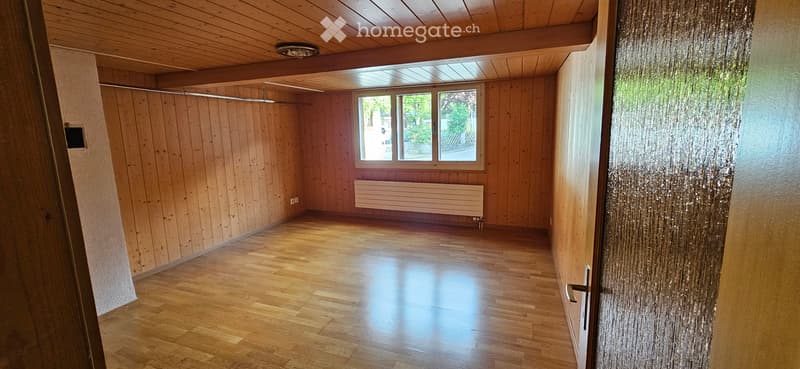 3 Zimmerwohnung im EG ab 1.12.2026 evt. auch früher möglich (4)