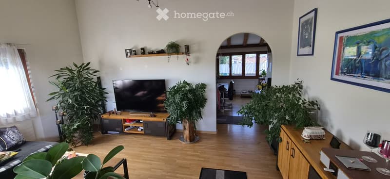 4,5 Z Wohnung mit Garage und grossem Balkon (1)