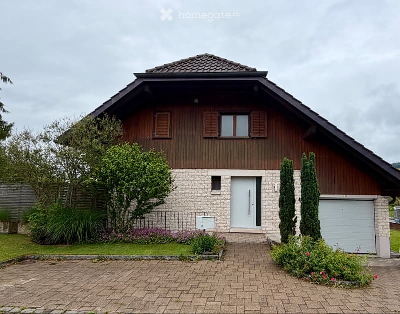 Charmantes Einfamilienhaus mit traumhaftem Garten (1)