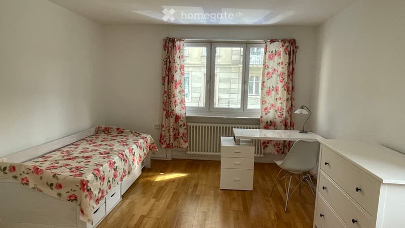 Zimmer in Frauen-WG zu vermieten - möbliert - ab 01. Oktober (1)