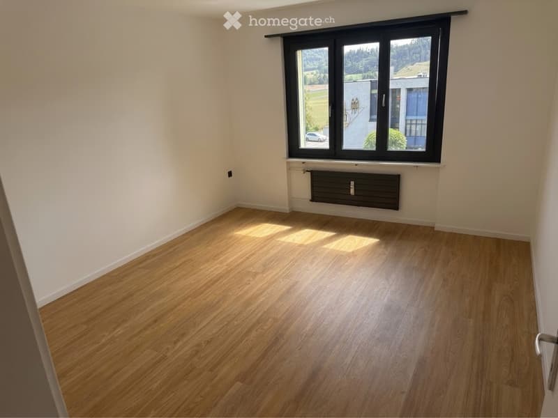 Wohnung zu vermieten (3)