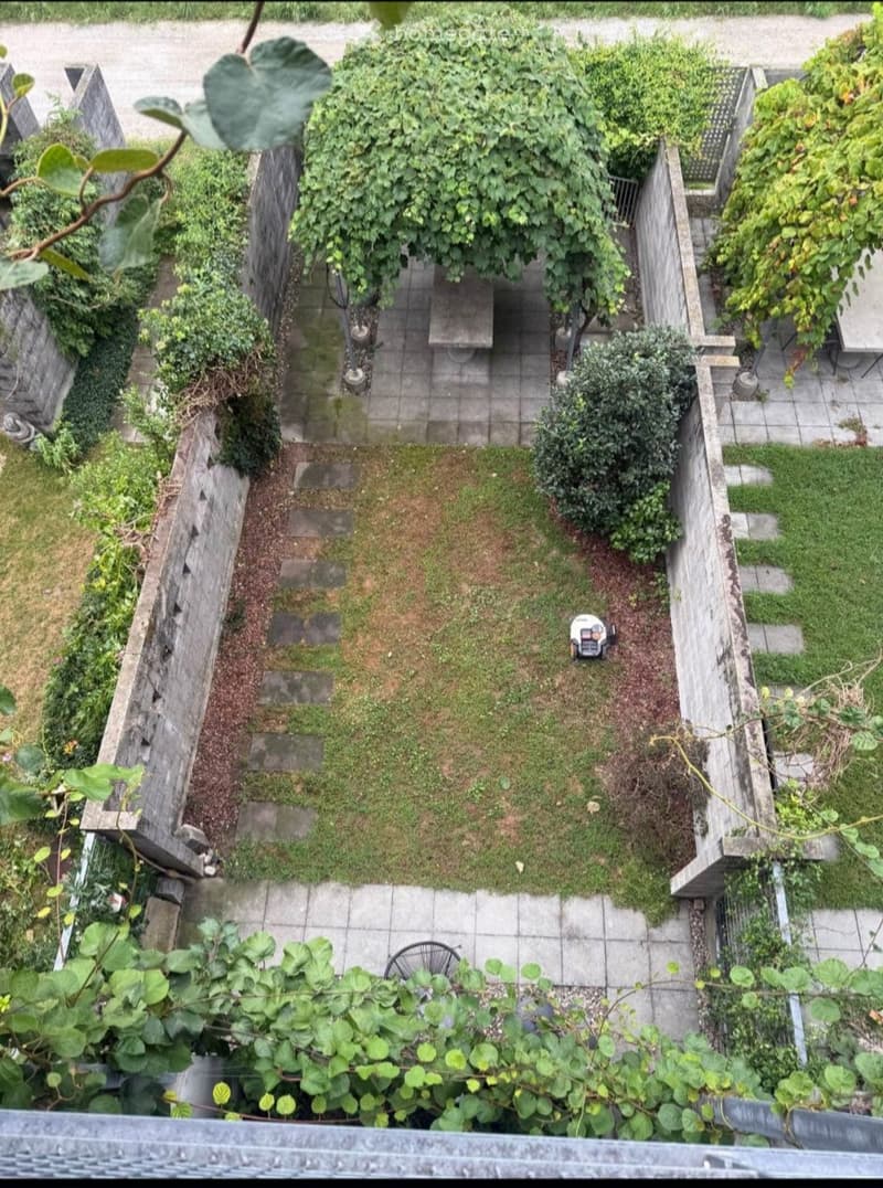 5.5 LOCALI CON GIARDINO PRIVATO E TERRAZZO CAMORINO (3)