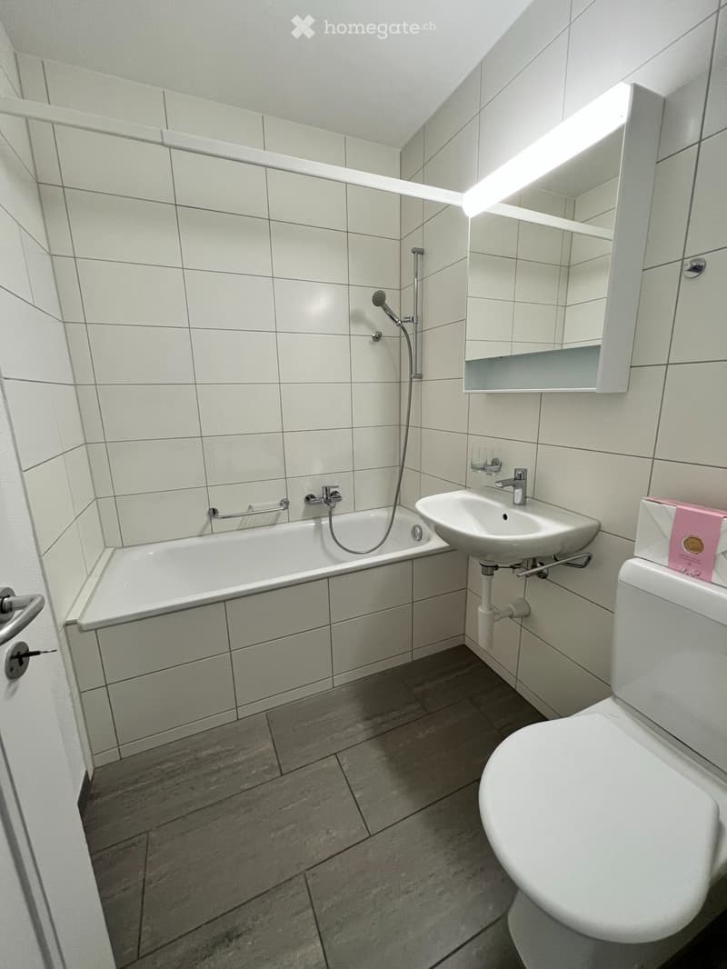 Thun, helle 3.5-Zimmerwohnung im 3. OG mit Süd-Balkon (3)