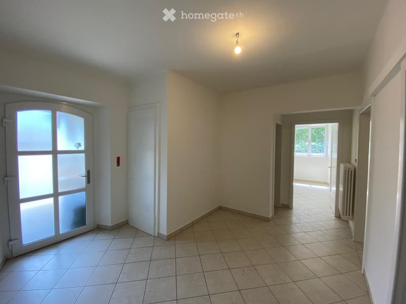 2-Zimmer Wohnung in Einfamilienhaus (3)