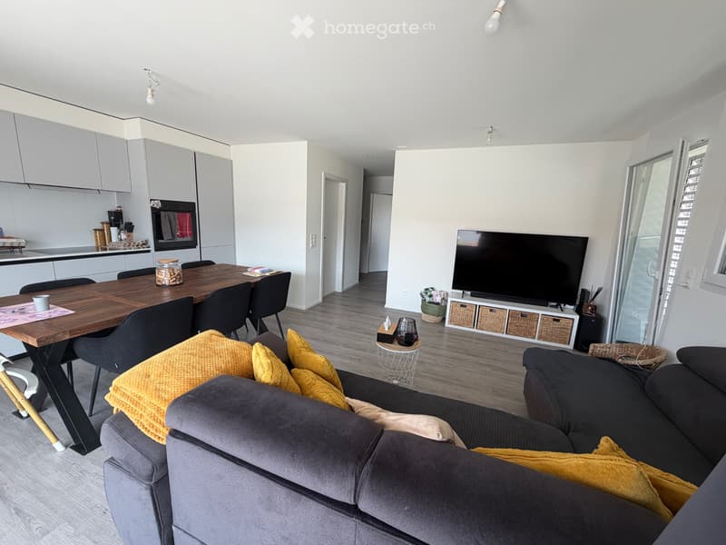 Reprise de bail appartement de 3,5 pièces semsales (1)